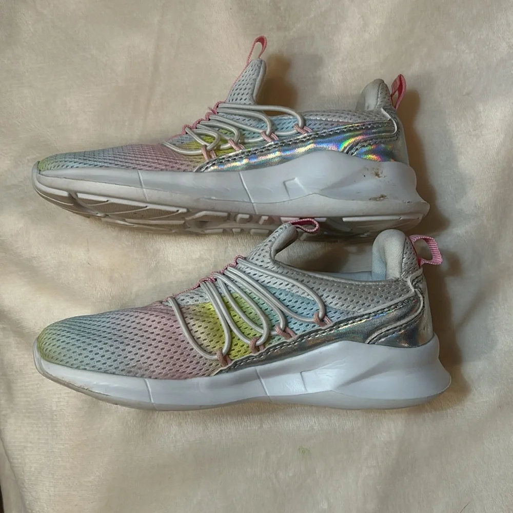 The Children’s Place slip on sneakers